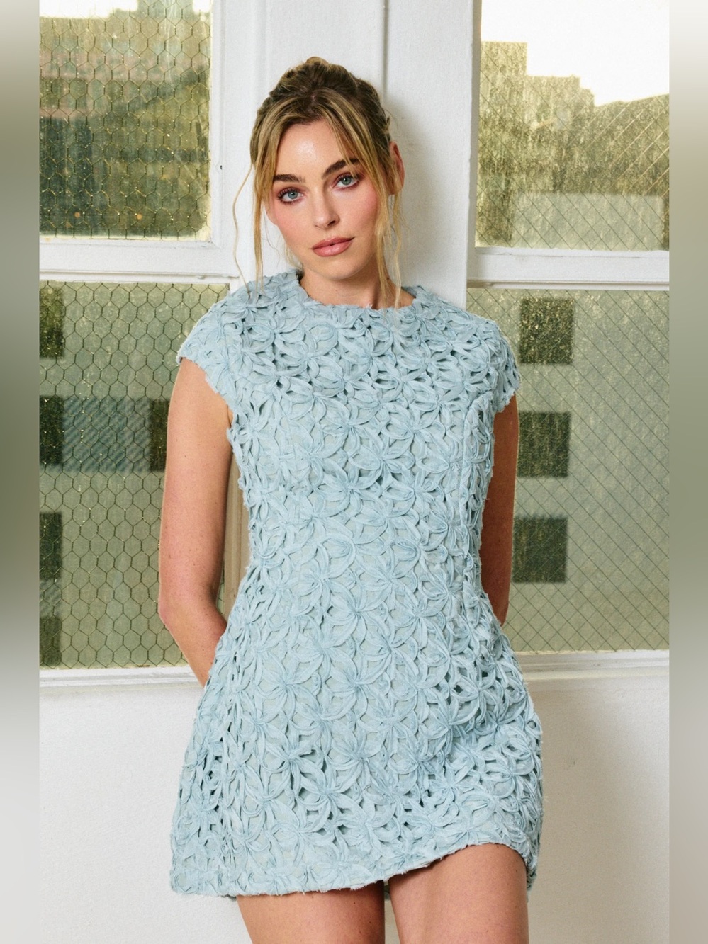 Line & Dot Aris Floral Fit & Flare Eyelet Mini Dress Women’s S NEW